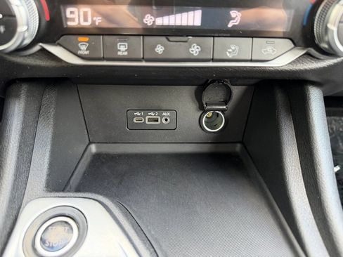 Used 2020 Nissan Sentra SV image 23