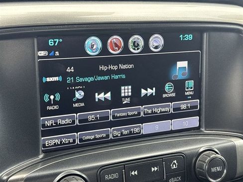 Used 2018 Chevrolet Silverado 1500 LT w/ All Star Edition image 13