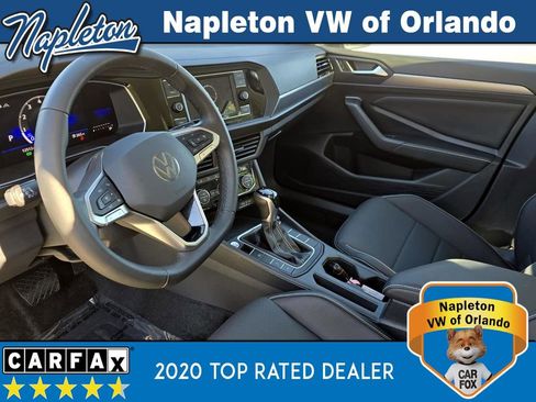 Used 2024 Volkswagen Jetta SE image 29