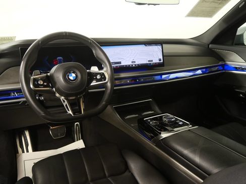 Used 2023 BMW 740i RWD image 16