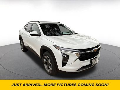 Used 2025 Chevrolet Trax LT w/ LT Convenience Package