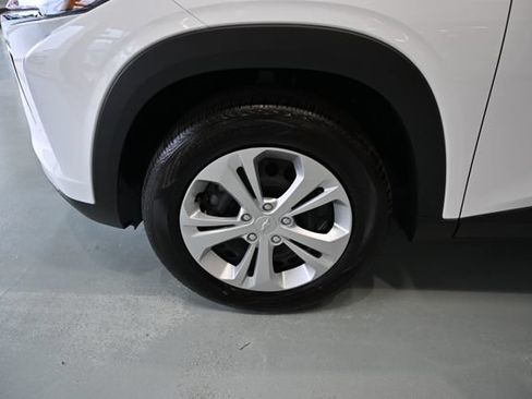 New 2026 Chevrolet Trax LS w/ Driver Confidence Package FWD image 27