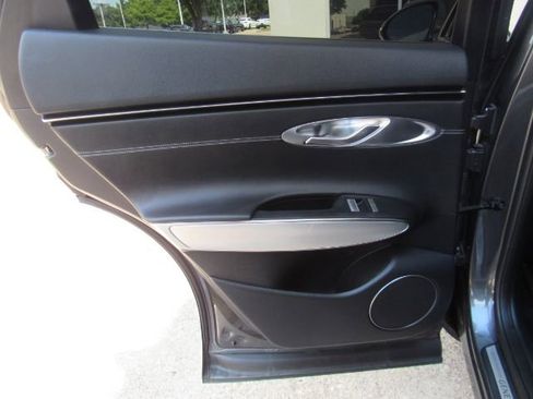 Used 2023 Genesis GV70 2.5T w/ Select Package image 19