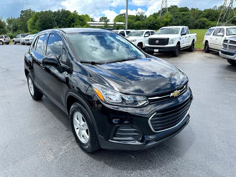 Used 2020 Chevrolet Trax LS w/ Tint and Cruise Package image 6