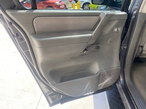 Used 2006 Nissan Armada SE image 64