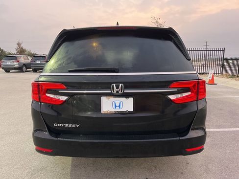 Used 2024 Honda Odyssey EX-L image 5