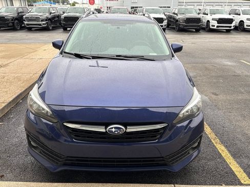 Used 2022 Subaru Impreza 2.0i Premium w/ Popular Package #3 AWD/4WD image 3