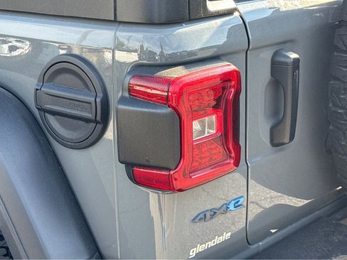 Certified 2022 Jeep Wrangler Unlimited Rubicon 4xe w/ Cold Weather Group image 6