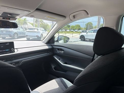 Certified 2024 Honda Accord LX image 11