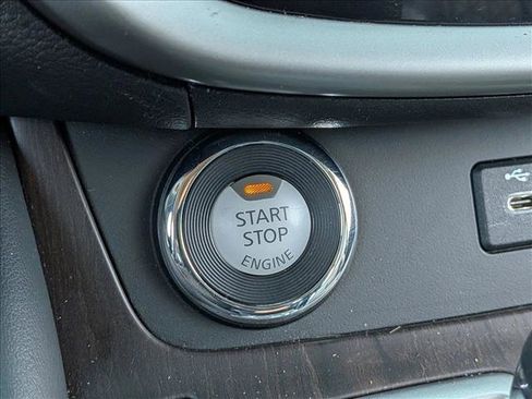 Used 2019 Nissan Murano Platinum w/ Cargo Package AWD/4WD image 18