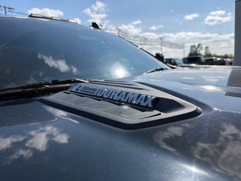 Used 2022 Chevrolet Silverado 3500 High Country AWD/4WD image 4
