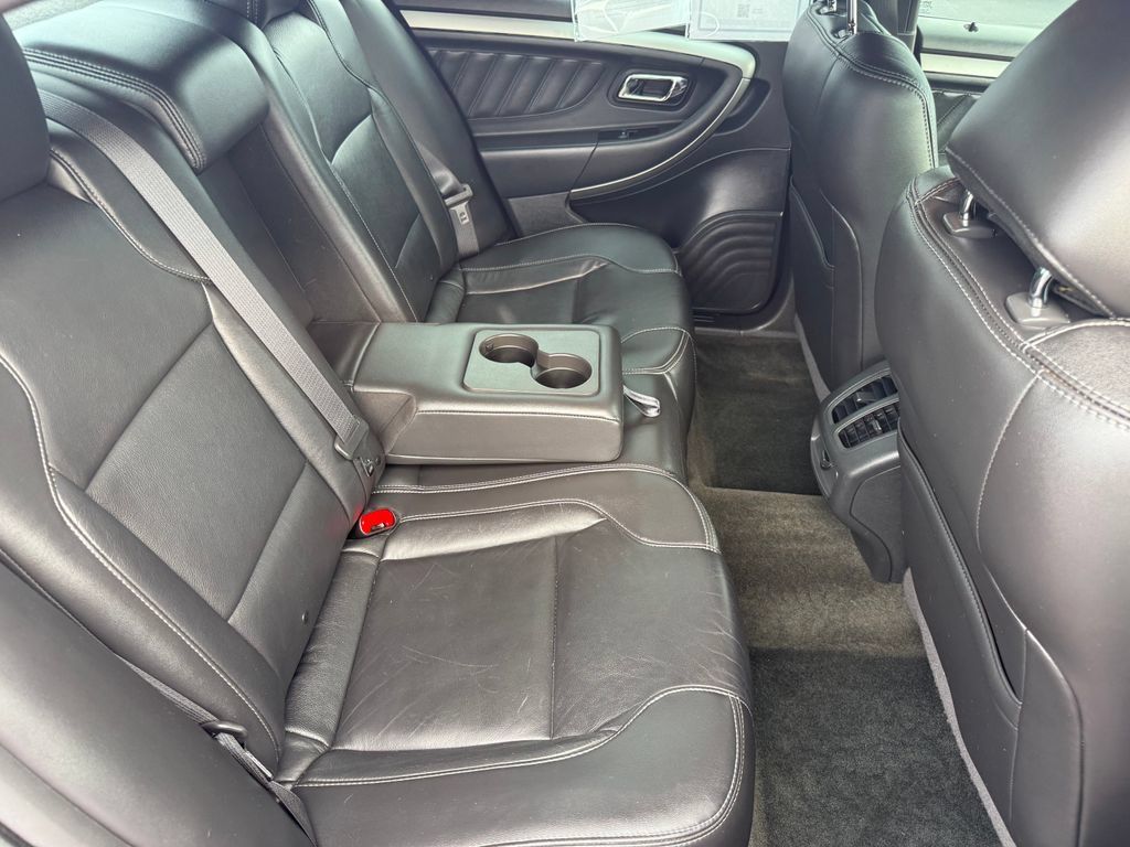 Used 2014 Ford Taurus SEL w/ Equipment Group 201A FWD image 19