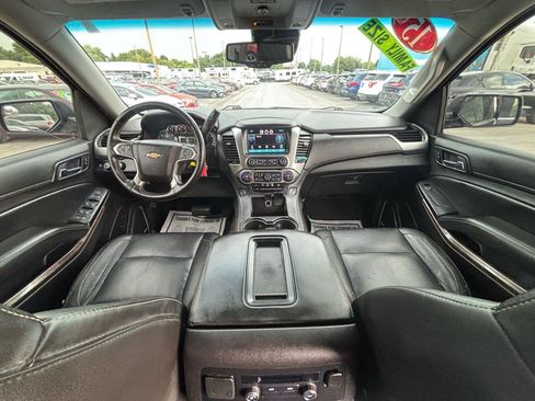 Used 2015 Chevrolet Suburban LT AWD/4WD image 22