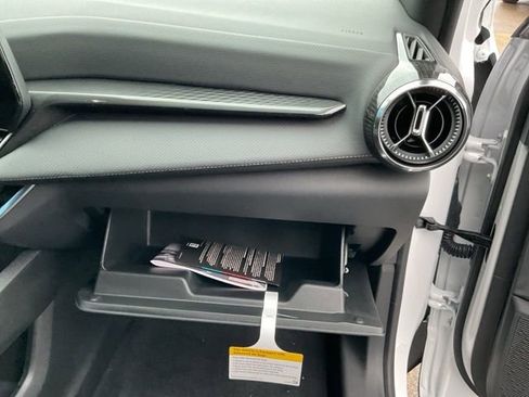 New 2026 Chevrolet Equinox LT image 31