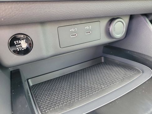 New 2026 Nissan Rogue SV image 32