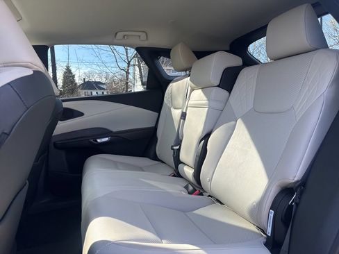Used 2024 Lexus RX 350 Premium w/ Accessory Package (Z1) AWD/4WD image 22
