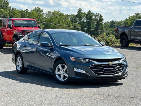 Used 2024 Chevrolet Malibu LS FWD image 41