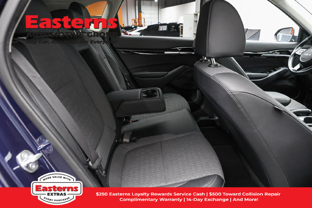 Used 2024 Kia Seltos S AWD/4WD image 25