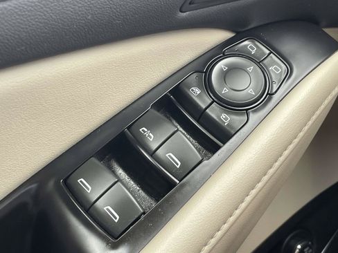 Certified 2018 Buick Enclave Premium w/ Experience Buick Package AWD/4WD image 34