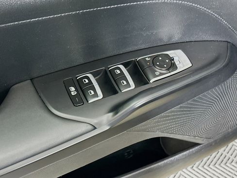 Used 2025 Kia K5 LXS image 15