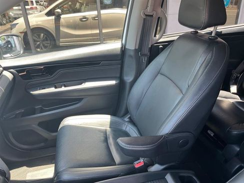 Used 2021 Honda Odyssey Touring image 12