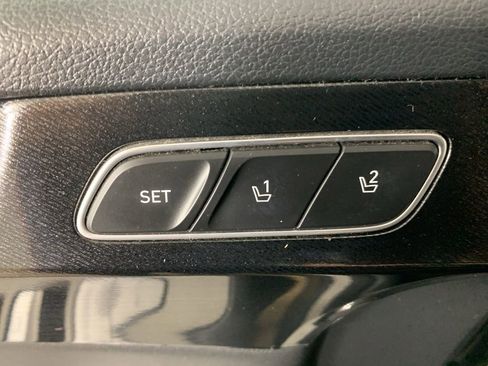 Used 2022 Hyundai Palisade Limited AWD/4WD image 17