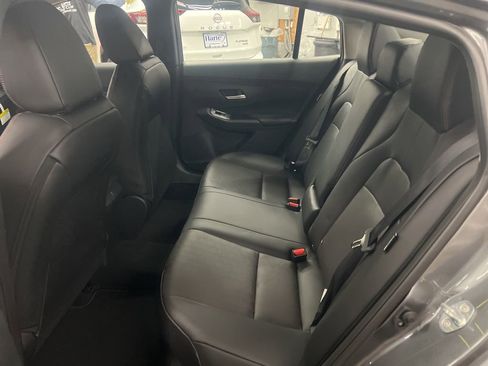 New 2026 Nissan Sentra SR w/ SR Premium Package FWD image 32