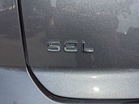 New 2025 Volkswagen Atlas Cross Sport SEL Premium R-Line image 18