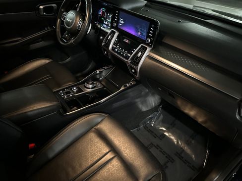 Certified 2023 Kia Sorento EX FWD image 23