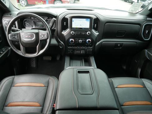 Used 2021 GMC Sierra 1500 AT4 w/ AT4 Preferred Package AWD/4WD image 10