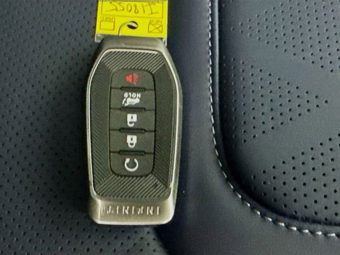 New 2026 INFINITI QX80 4WD image 38