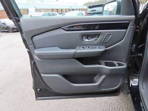 Certified 2023 Honda Pilot EX-L image 24