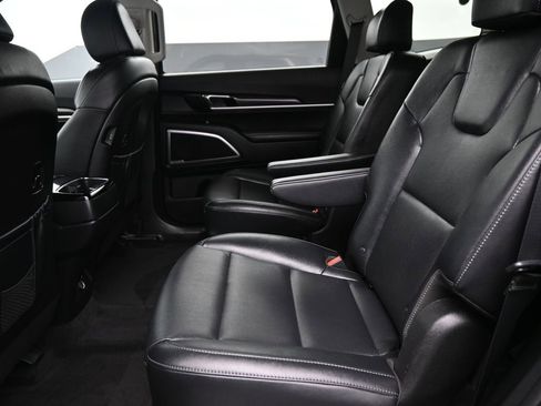 Used 2023 Kia Telluride S AWD/4WD image 10