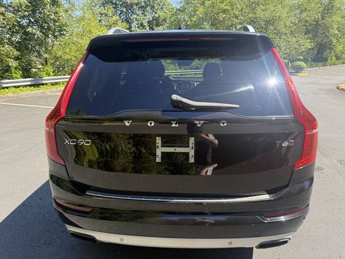 Used 2016 Volvo XC90 T6 Momentum w/ Momentum Plus Package AWD/4WD image 4