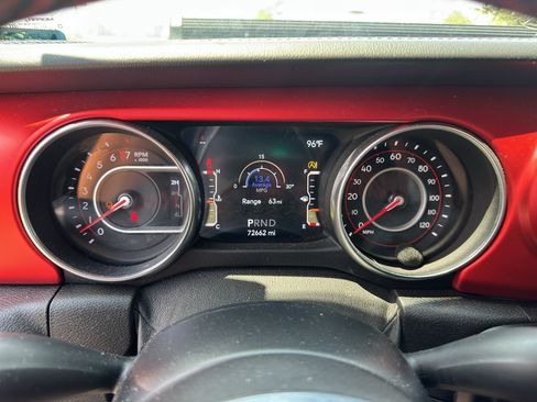Used 2020 Jeep Gladiator Rubicon AWD/4WD image 23