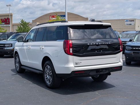 New 2026 Ford Expedition Active AWD/4WD image 5