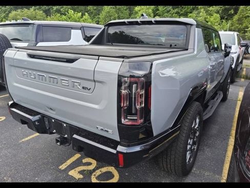 Used 2025 GMC Hummer EV 3X AWD/4WD image 15