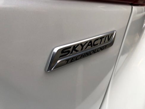 Used 2015 MAZDA MAZDA3 i Grand Touring image 16