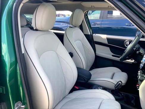 Used 2023 MINI Cooper Countryman S w/ Signature Upholstery Package image 8