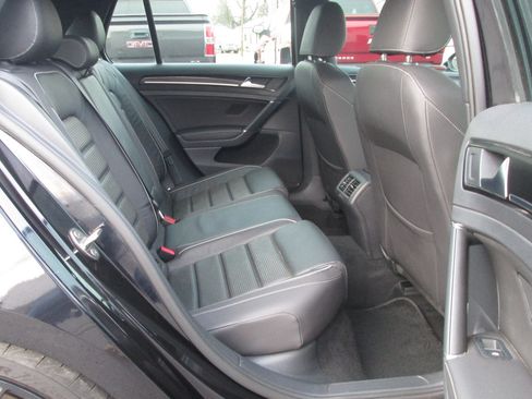 Used 2019 Volkswagen Golf R 4-Door AWD/4WD image 16