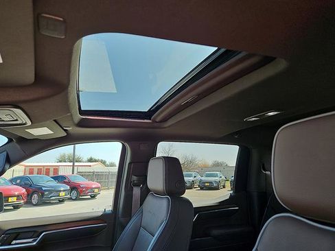 Used 2024 GMC Sierra 1500 Denali w/ Denali Reserve Package image 12