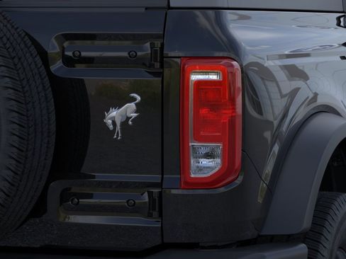 New 2026 Ford Bronco 2-Door AWD/4WD image 23