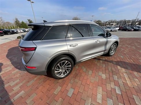 Used 2022 Lincoln Corsair FWD image 35