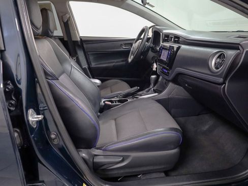 Used 2017 Toyota Corolla SE image 29