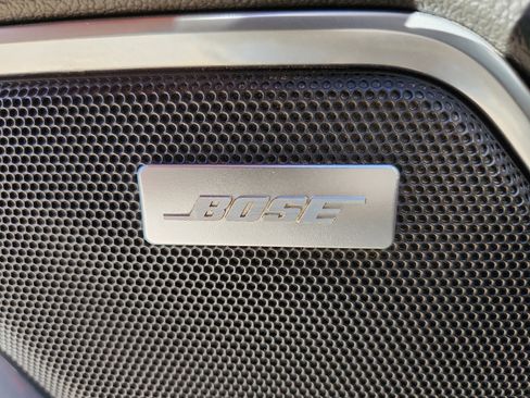 Used 2022 Chevrolet Silverado 1500 LT Trail Boss w/ LT Trail Boss Premium Package image 16