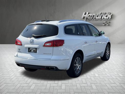 Used 2017 Buick Enclave Convenience FWD image 10