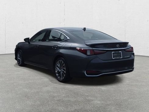Certified 2025 Lexus ES 300h Ultra Luxury w/ Accessory Package (Z2) FWD image 7
