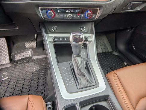 Used 2023 Audi Q3 2.0T Premium AWD/4WD image 23