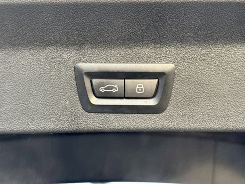 Used 2023 BMW X3 xDrive30i w/ Convenience Package image 14