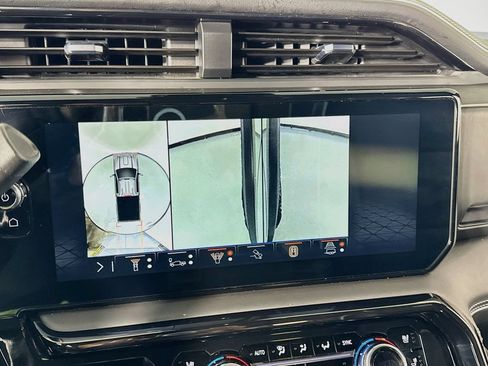 Used 2025 GMC Sierra 2500 AT4X AWD/4WD image 44